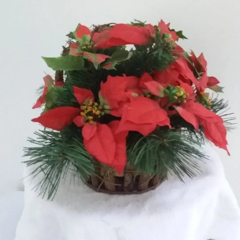 Christmas Grapevine BASKET Poinsettia Holly Berry Evergreen Holiday Décor